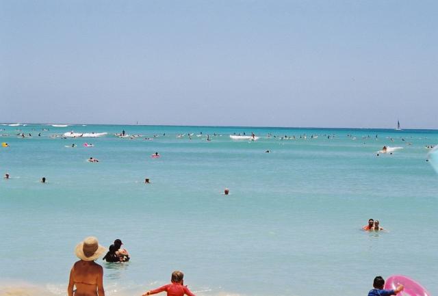 Surf at Waikiki
